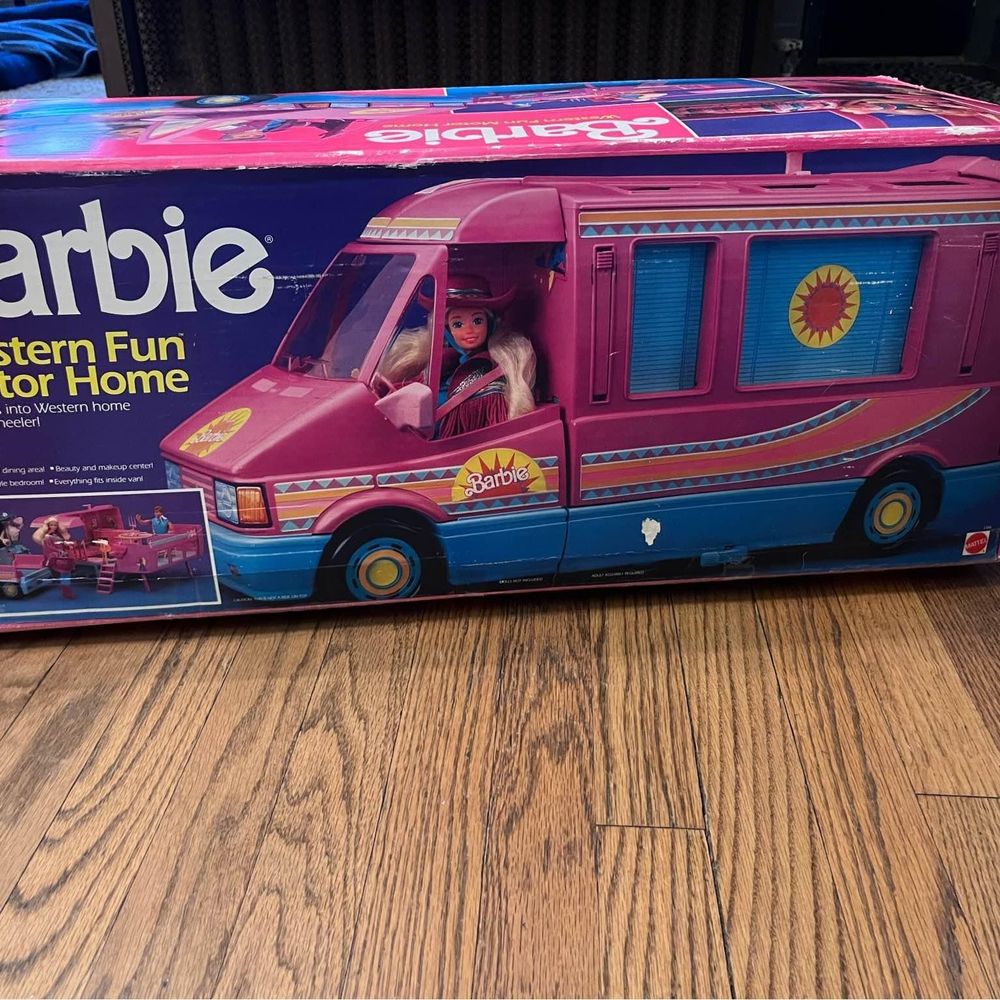 Vintage Mattel 1989 Barbie Western Fun Motor Home Camper Van